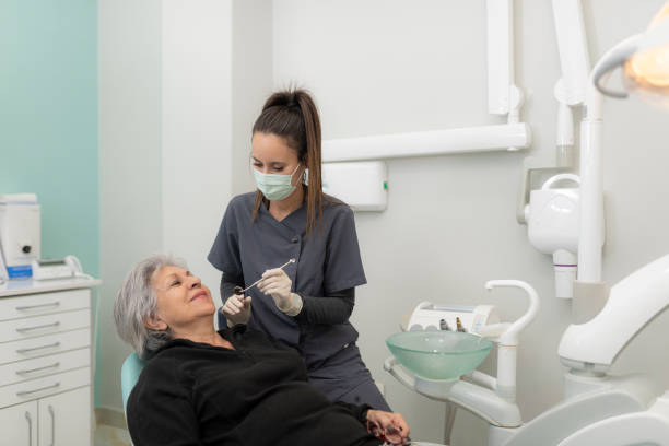 Best Emergency Root Canal Treatment in Romeovle, IL